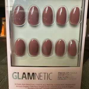 Glamnetic Fall Mauve short oval